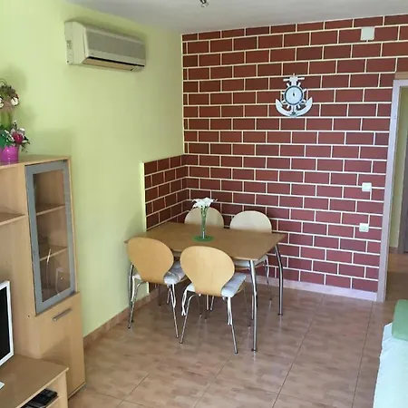 公寓 Apartman Tatjana *